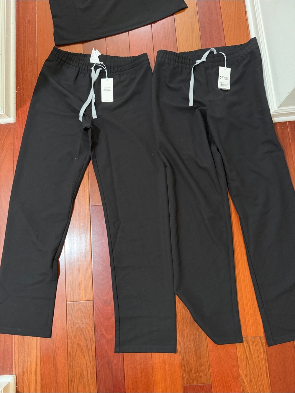 Figs Men’s Black Drawstring Joggers with Gray Ties